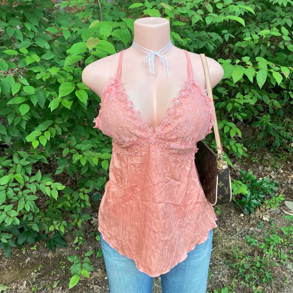 y2k 2000s peach lace handkerchief cami top